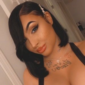 Meet your Posher, Trinity